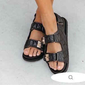 vici Quilted Albina sandal nib size 8